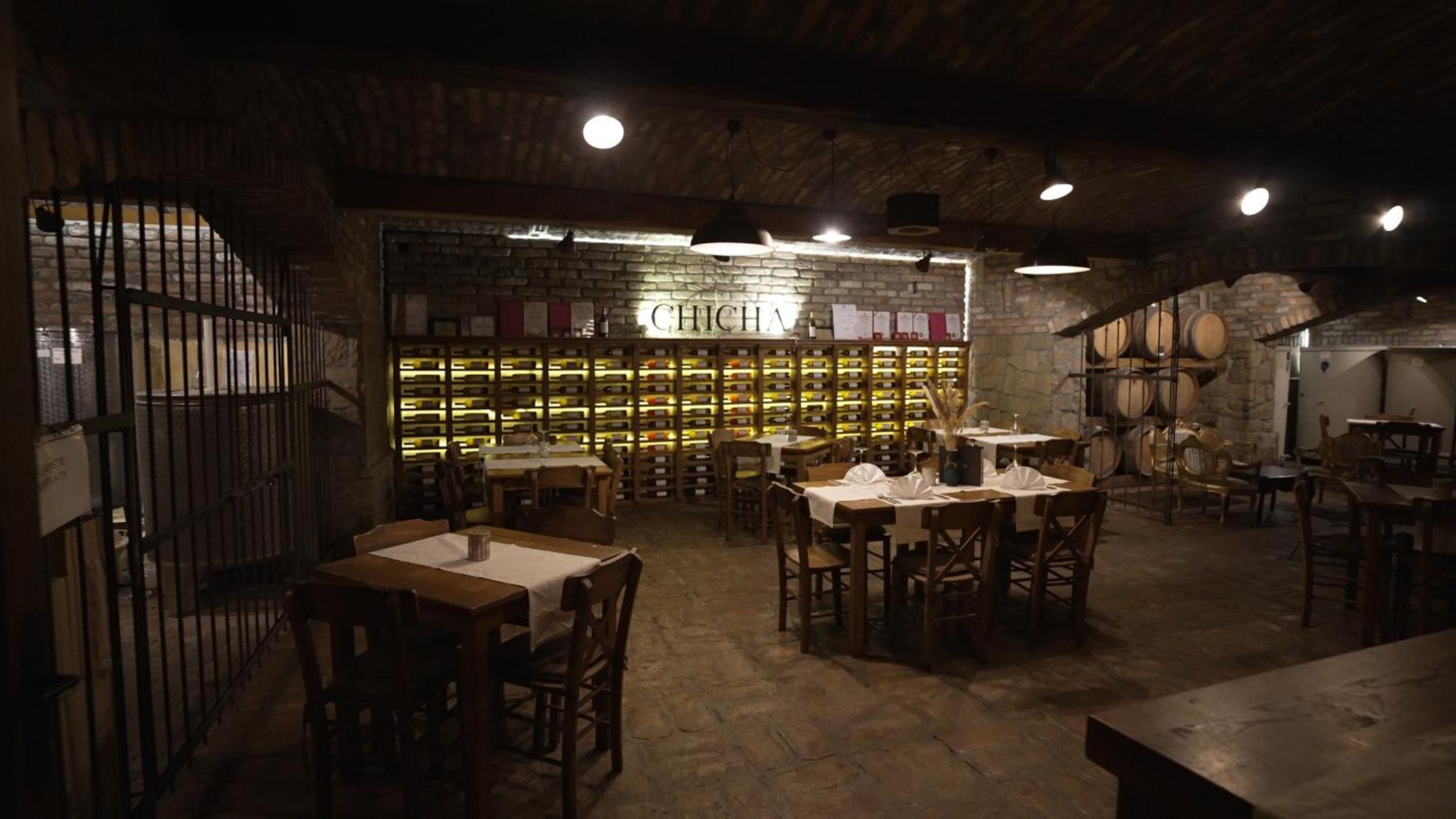 Garni Hotel Chicha - Winery Skrbic Белград Екстериор снимка